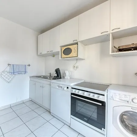Guestready - Modern Spacious In Jean Moulin Appartement *